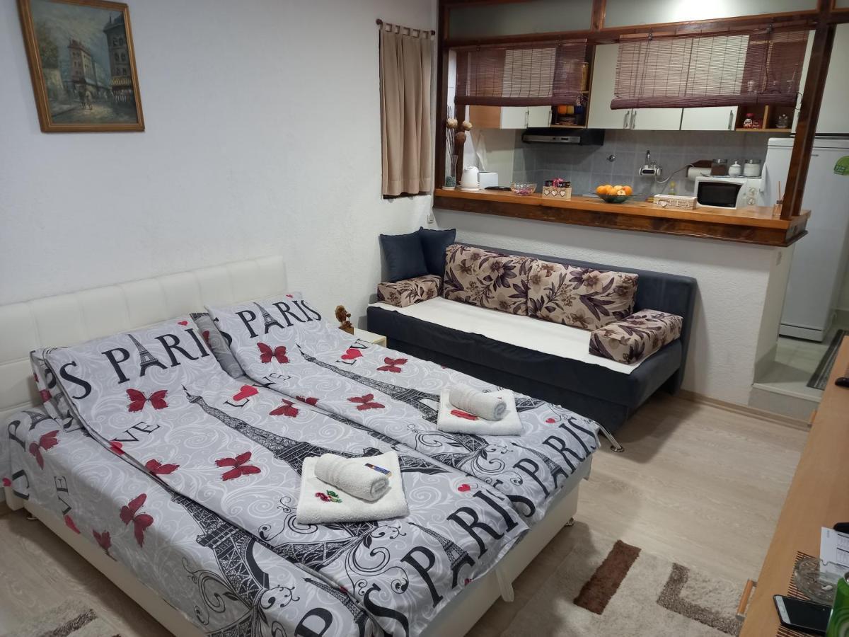 Apartman Azra SJJ Exterior foto