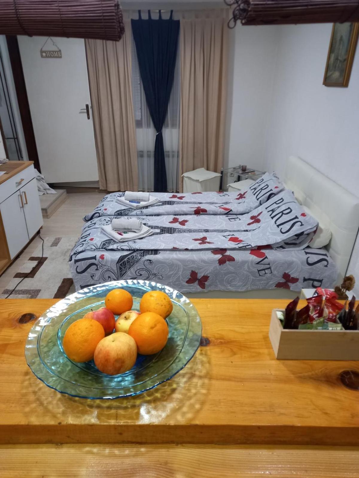 Apartman Azra SJJ Exterior foto